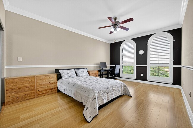 Building Photo - 2299 Lone Star Dr