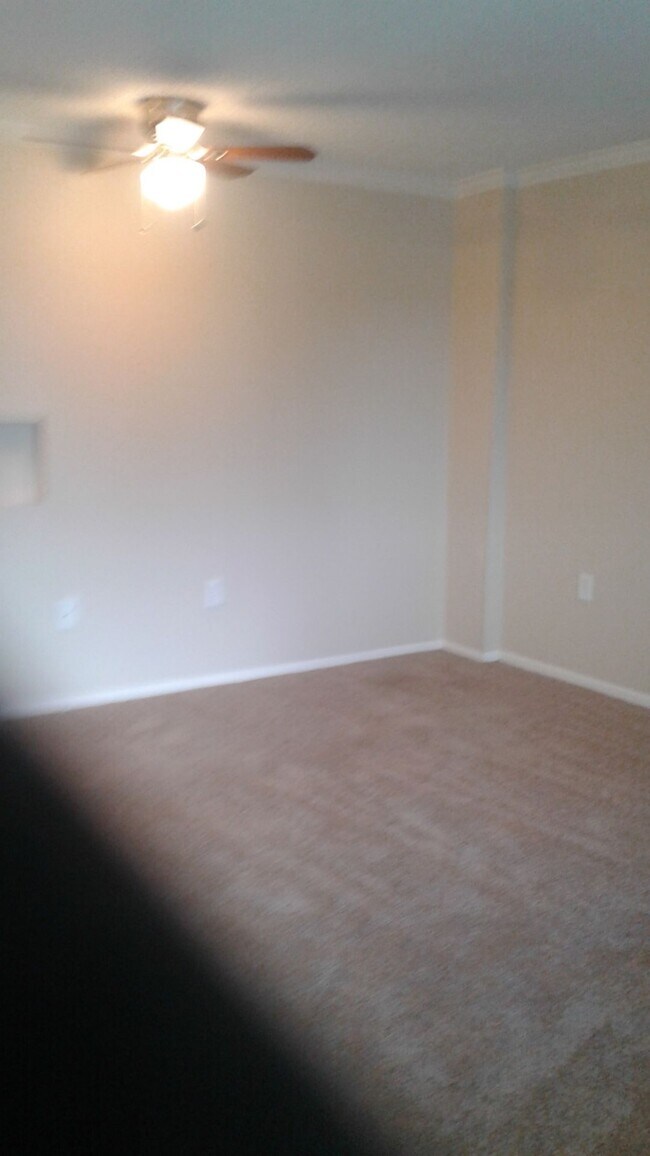 Floorplan - Swedish Plaza Apartments