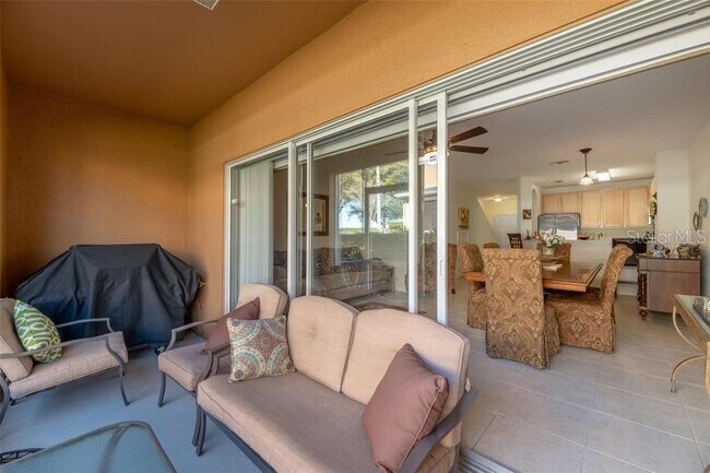 Building Photo - 366 Chelsea Dr