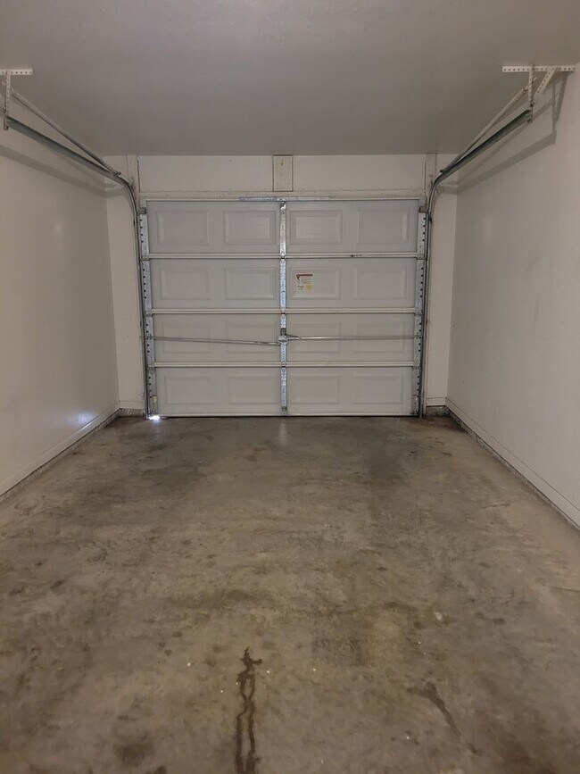 Building Photo - 1534 Shoshoni Trail