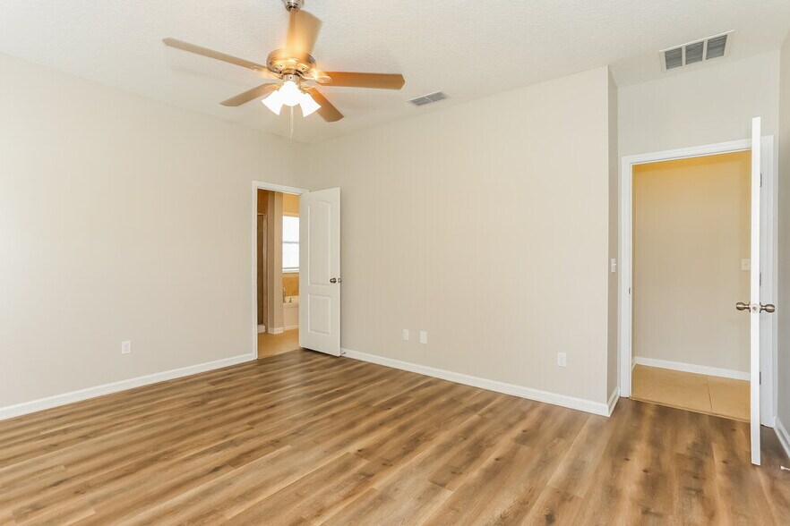 Building Photo - 16192 Tisons Bluff Rd