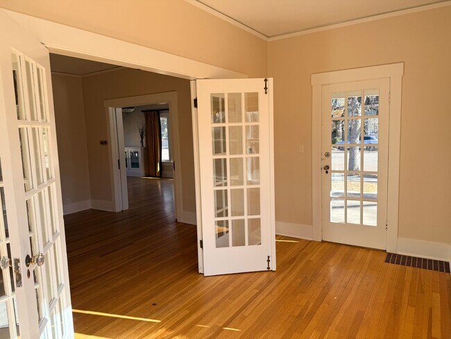 Building Photo - Nice single family home in the "OLD NORTH END"