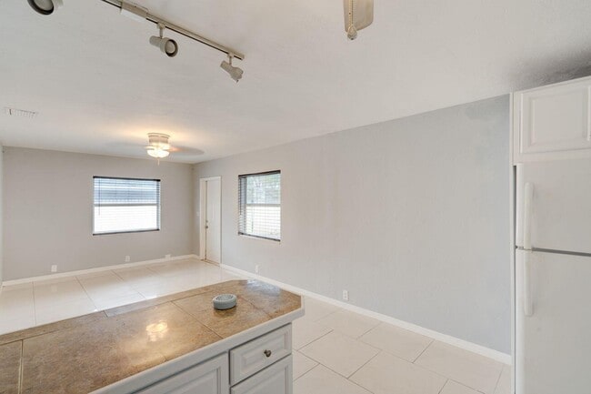 Building Photo - 311 De Carie St