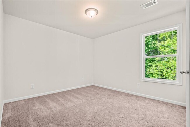 Building Photo - 32 Station Overlook Wy