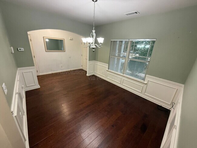 Building Photo - 5059 Saphire Ct