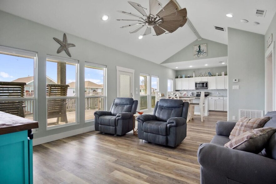 Building Photo - 970 S Jacks Rd