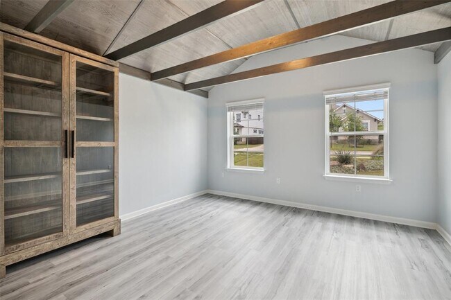 Building Photo - 16720 Horondelle Dr