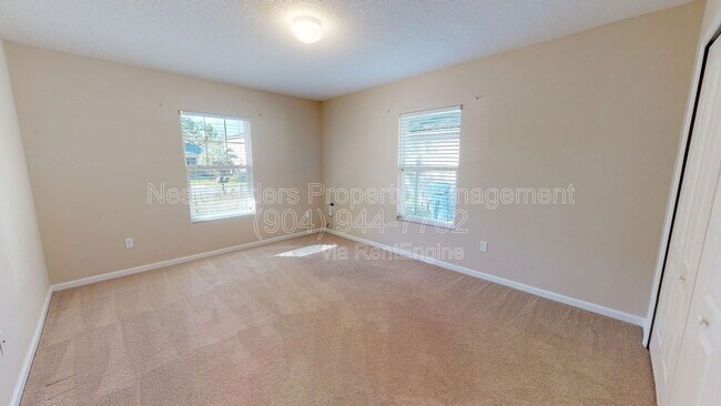 Building Photo - 517 S Aberdeenshire Dr