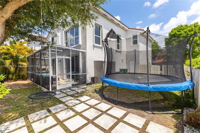 Building Photo - 14972 SW 50th Ct