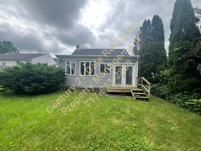Building Photo - 3 BR, 1.5 baths in Central School District