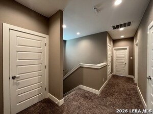 Building Photo - 1511 E Sandalwood Ln