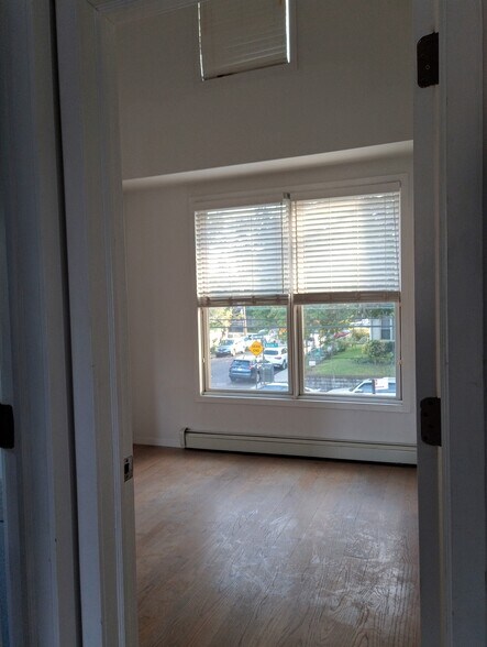 Building Photo - 88-07 62nd Ave