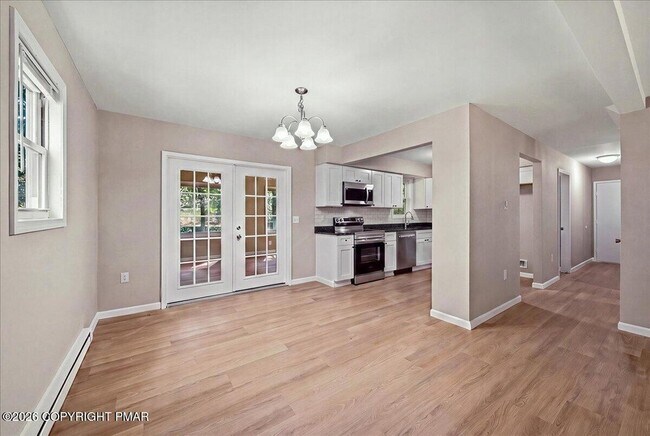 Building Photo - 5617 Pembrook Dr