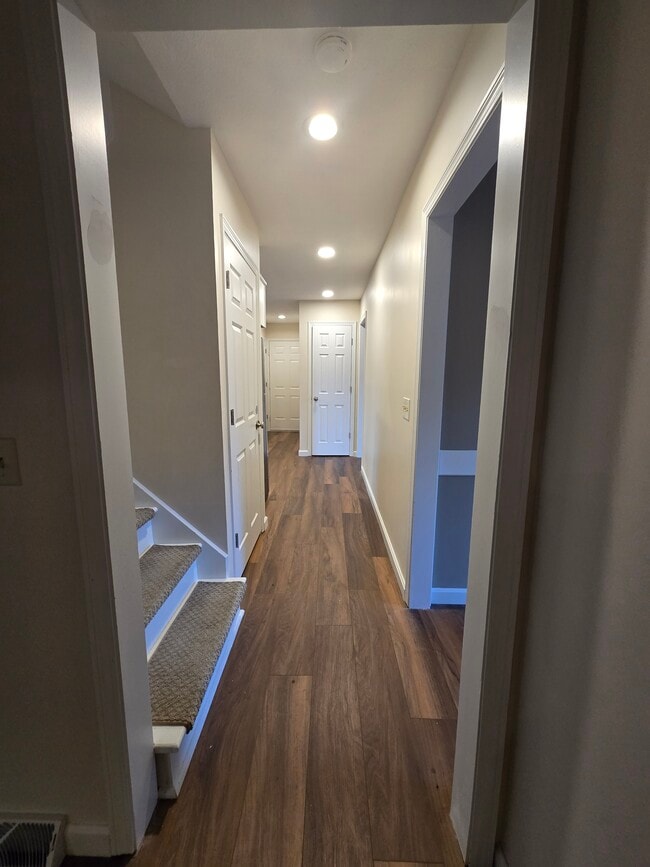 Building Photo - 2325 Cold Stream Ave NE