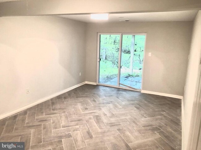 Building Photo - 1533 Casino Cir