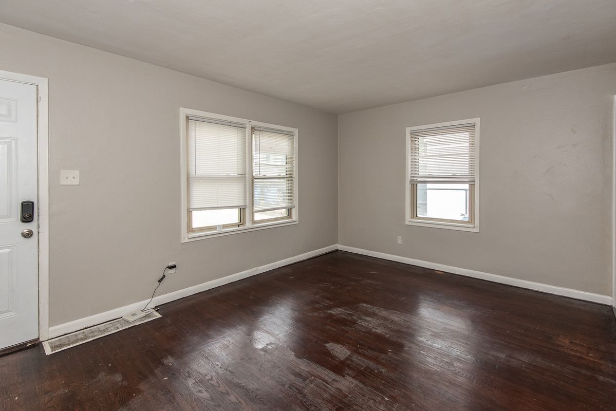 Building Photo - 320 Millman Dr