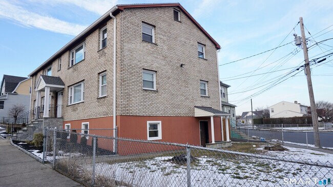 Building Photo - 28-30-30 Sampson St