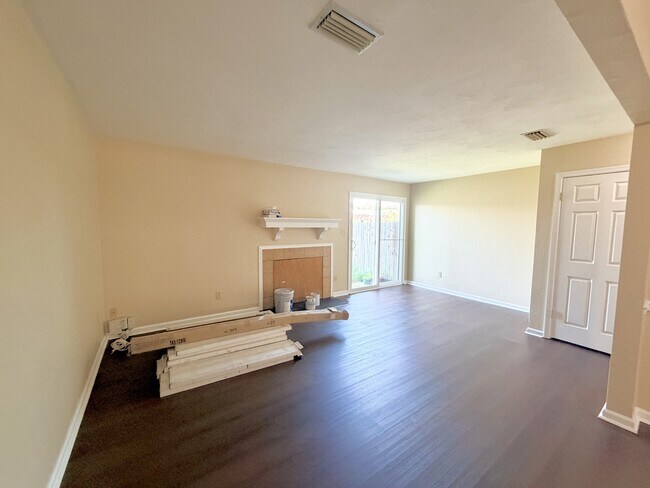 Building Photo - 3937 Seeman Rd