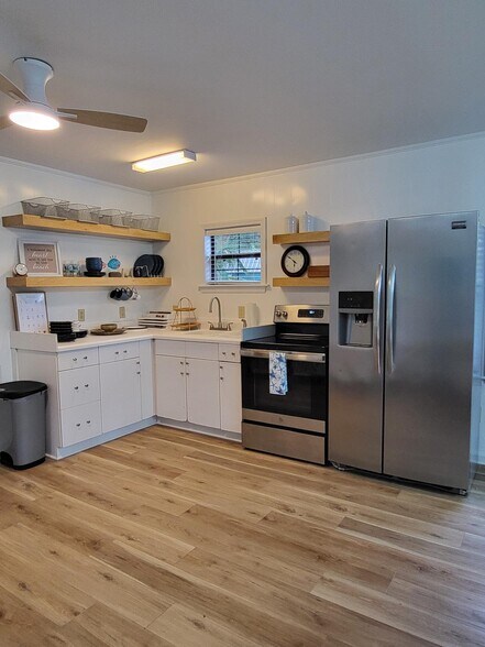 Building Photo - 206 S 17th St