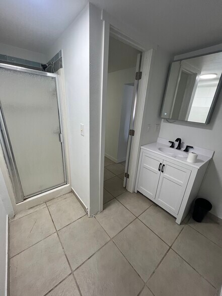 Building Photo - 12405 80th Ave S