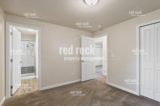 Building Photo - 2211 E 49th Ave