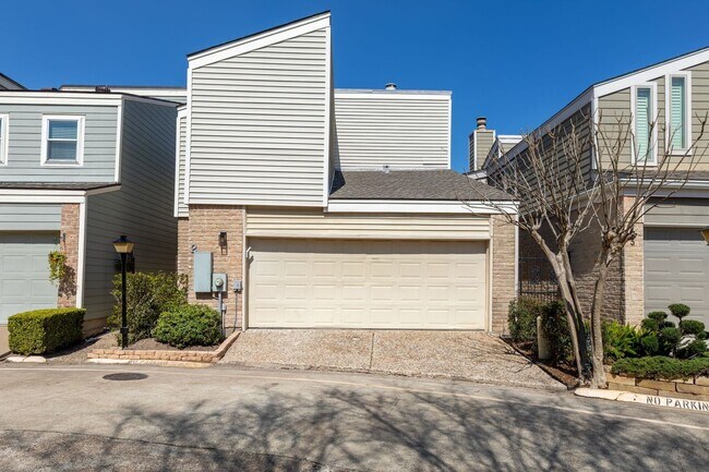 Building Photo - 1829 Bering Dr