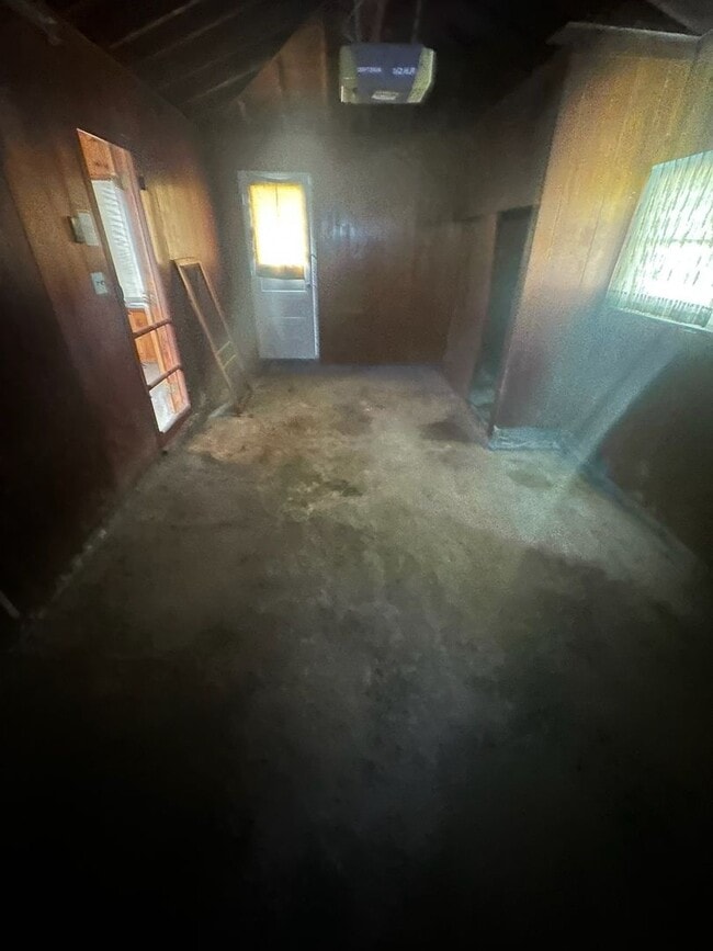 Building Photo - 2 Bed 1.5 Bath Home For Rent - FIRST MONTH FREE With 13 Month Lease