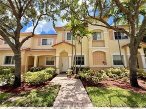 Building Photo - 8380 SW 25th Ct