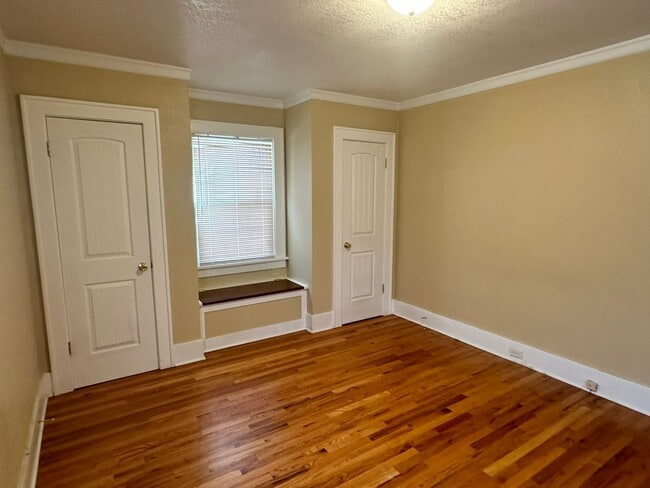Building Photo - Wonderful Home in the Avenues