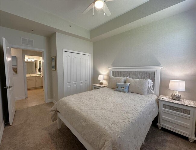 Building Photo - 14073 Black Beauty Dr