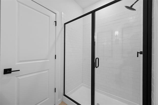 Building Photo - 1428 Victoria St