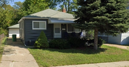 Building Photo - Cute 3 Bedroom Ready for you