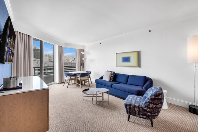 Building Photo - 4390 Collins Ave