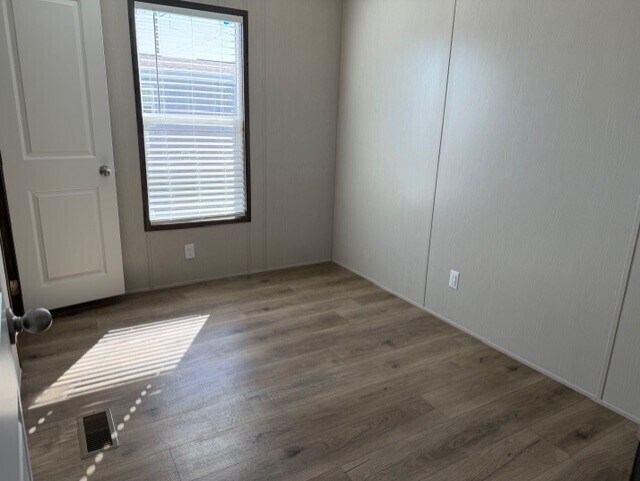 Building Photo - 129 Ponderosa way