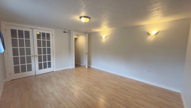 Building Photo - 1320 Madison Ave