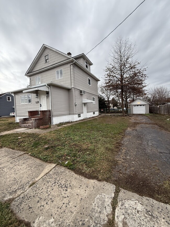 Building Photo - 255 N 1st Ave