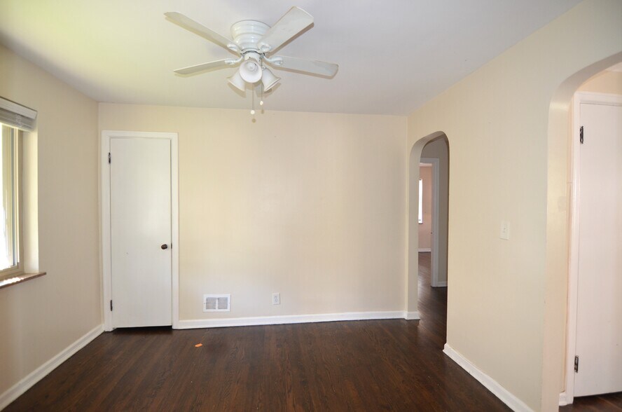 Building Photo - 6235 Cortelyou Ave