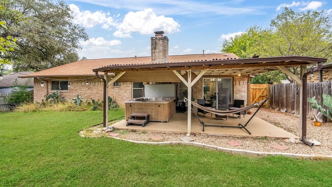 Building Photo - 8010 Misty Park St