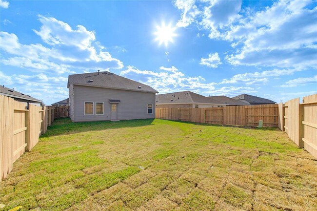 Building Photo - 26618 Pampas Grass Ln