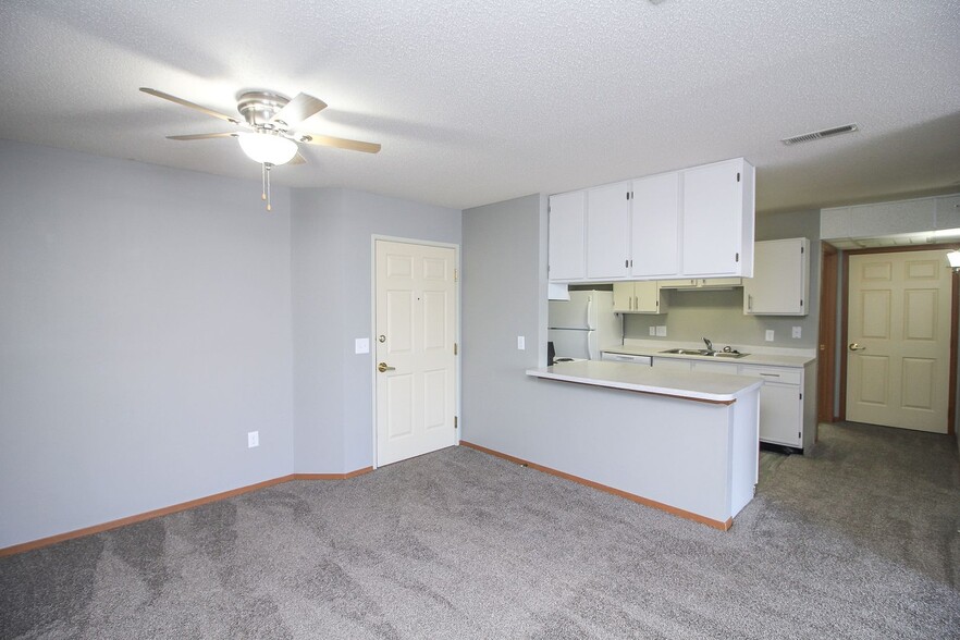 Interior Photo - Pinehurst Apartments