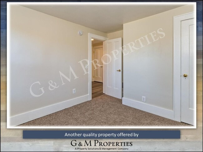 Building Photo - Beautiful 3-Bedroom Home for Rent - Greece Schools!