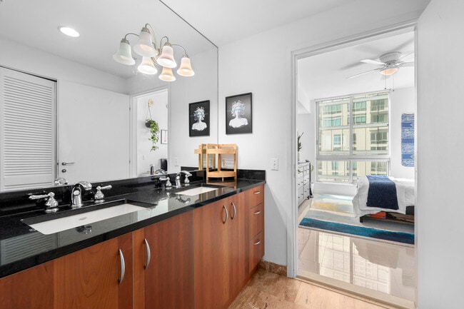 Building Photo - 300 S Biscayne Blvd