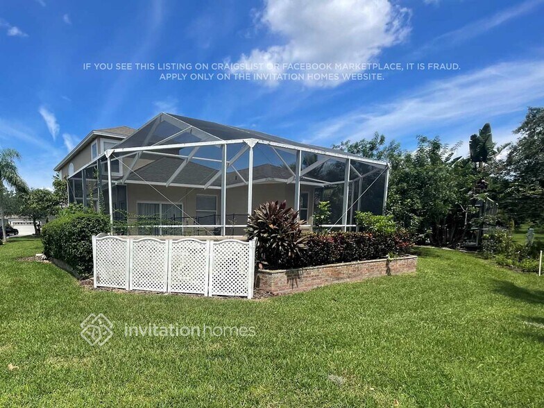 Building Photo - 1167 Clearpointe Way