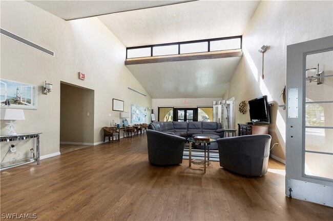 Building Photo - 6142 Whiskey Creek Dr