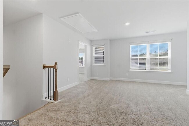 Building Photo - 2044 Garvin Rd