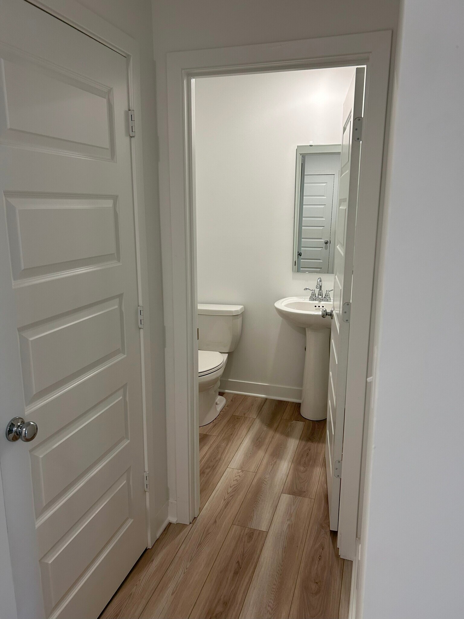 Building Photo - 1752 Trinity Ln