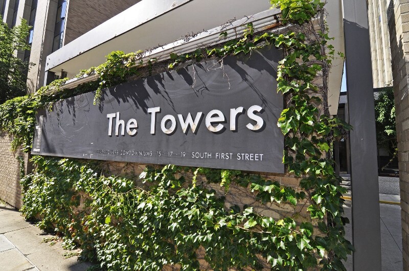 Building Photo - 15 S 1st St