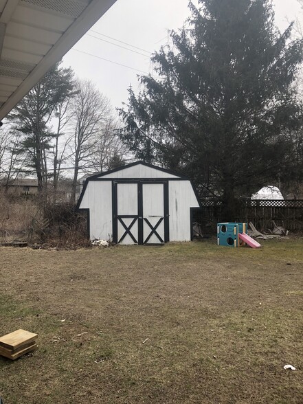 Backyard storage shed - 3 Chrisken Dr