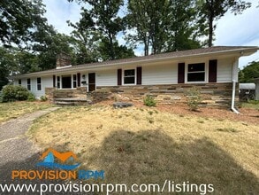 Building Photo - 802 Teakwood Dr