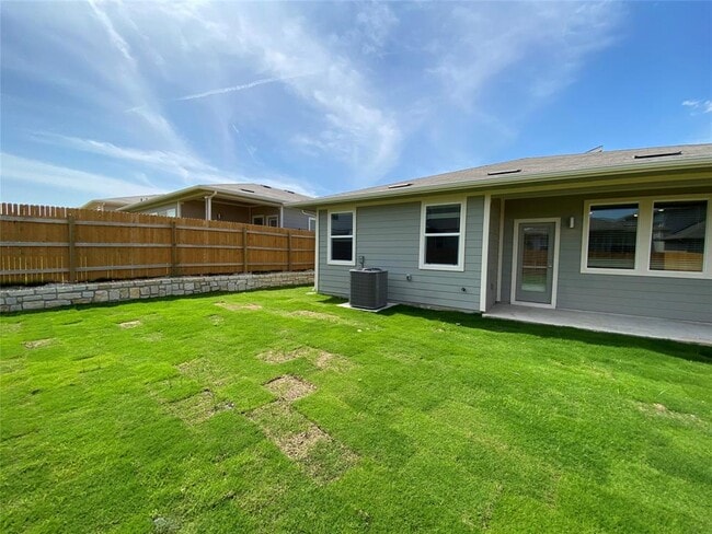 Building Photo - 2205 Sisterdale Ln